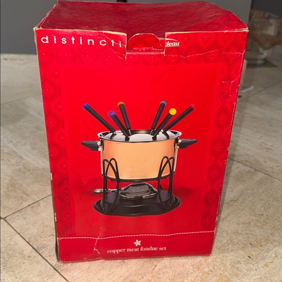 Stainless Steel Fondue Set with Colorful Handles - Picture 5 of 5